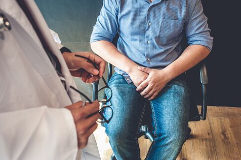 Symptomer vun Prostatitis an engem Mann